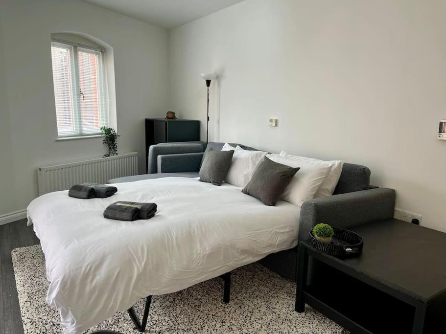 Elegant Belfast City Centre Apt Walk Everywhere Exterior photo